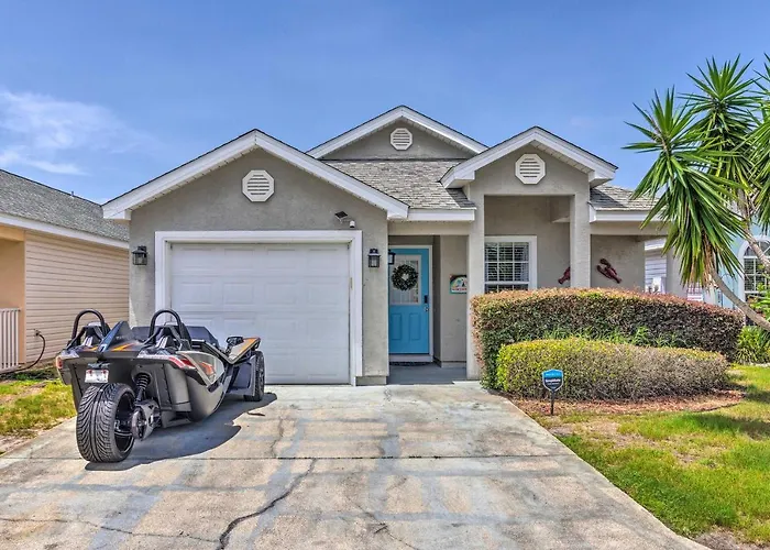 Pcb Retreat With Patio And Grill Less Than 1 Mi To Beach!