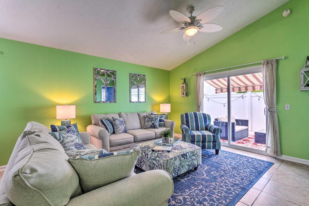 Pcb Retreat With Patio And Grill Less Than 1 Mi To Beach! Hébergement de vacances *